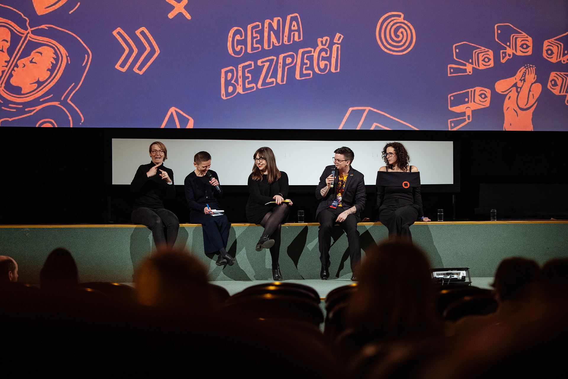Pofilmová debata