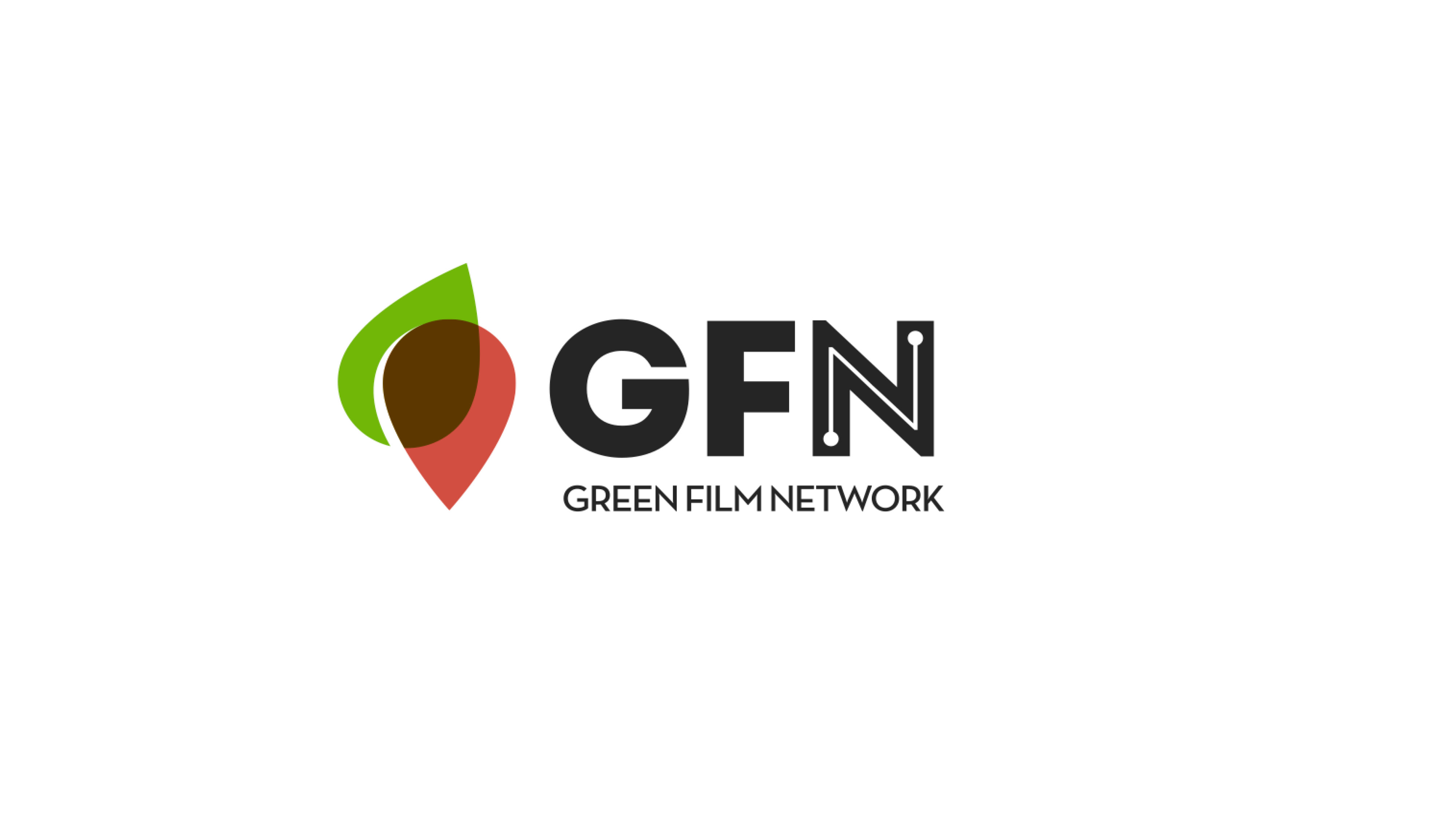 Grafické logo organizace Green film Network. Dva lístky. Jeden Zelený, jeden hnědý se překrývají.